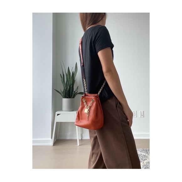 Michael Kors gold-chained mini crossbody bucket bag, Orange - Picture 3 of 6